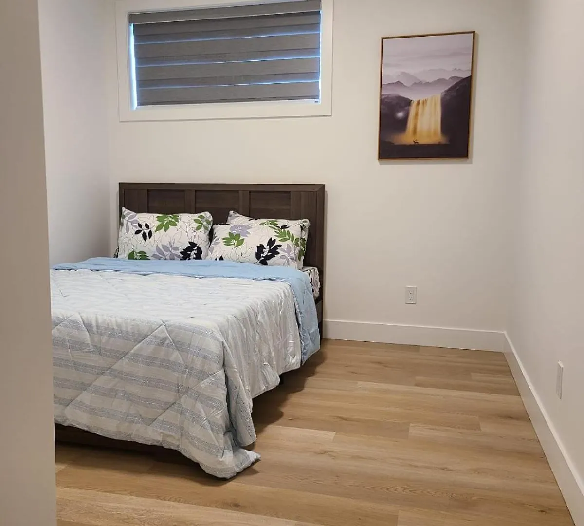 Spacious 2 Bedroom Suite In Gorman, Edmonton, Canada Kanada