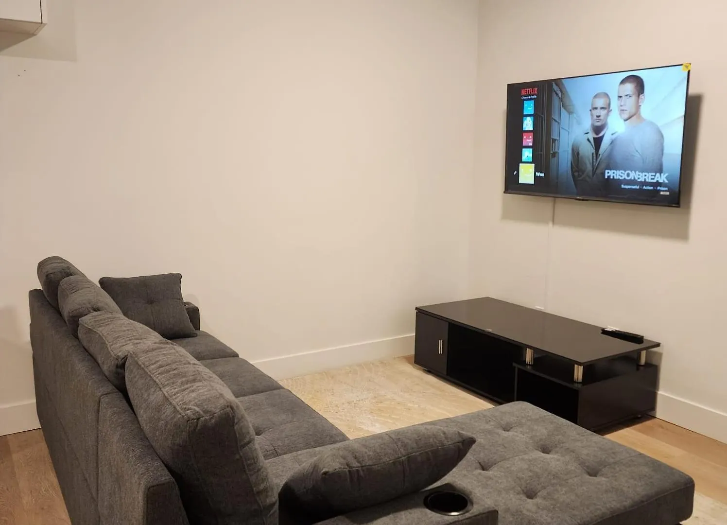 Ferienhaus Spacious 2 Bedroom Suite In Gorman, Edmonton, Canada