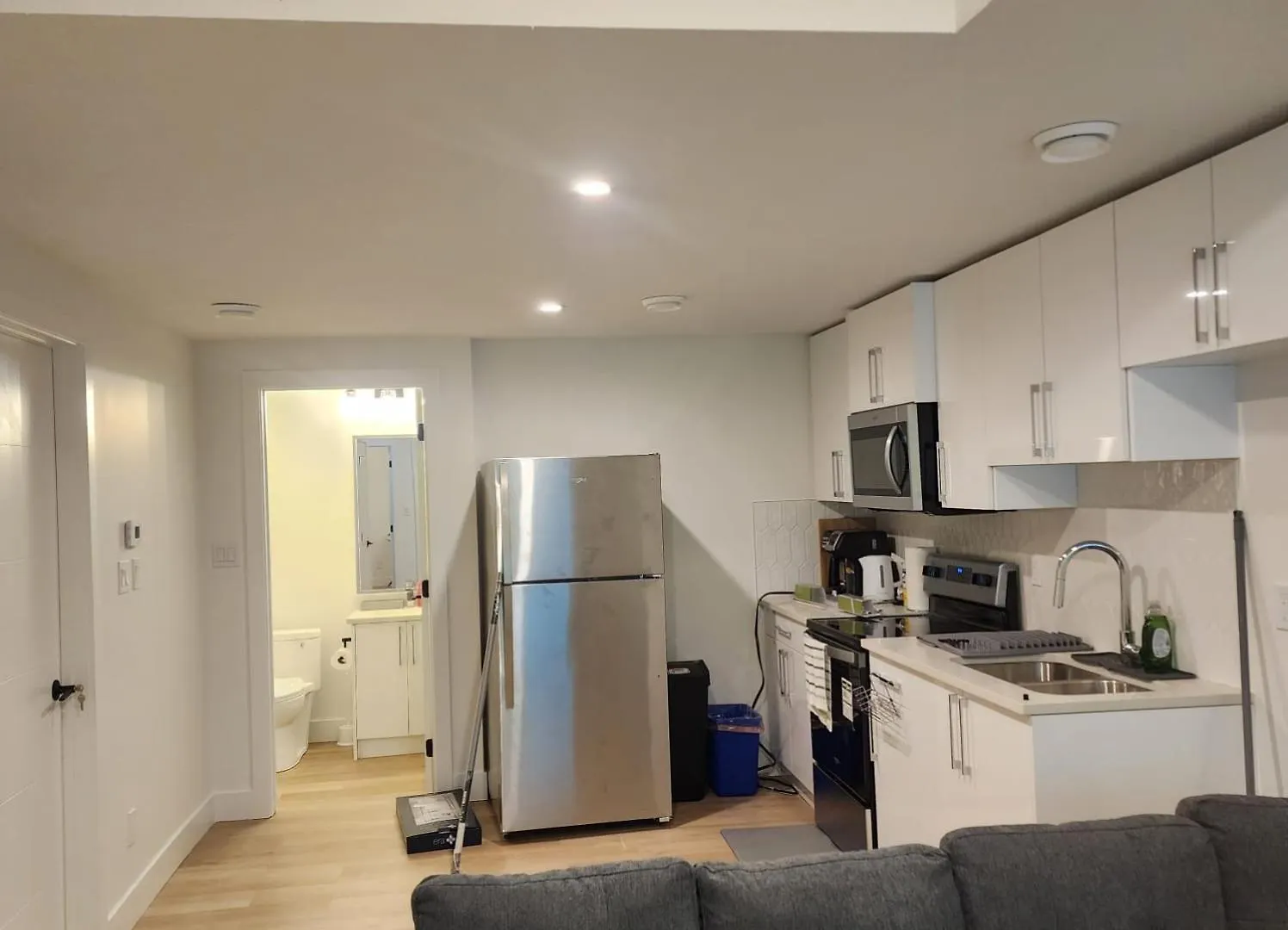 Spacious 2 Bedroom Suite In Gorman, Edmonton, Canada